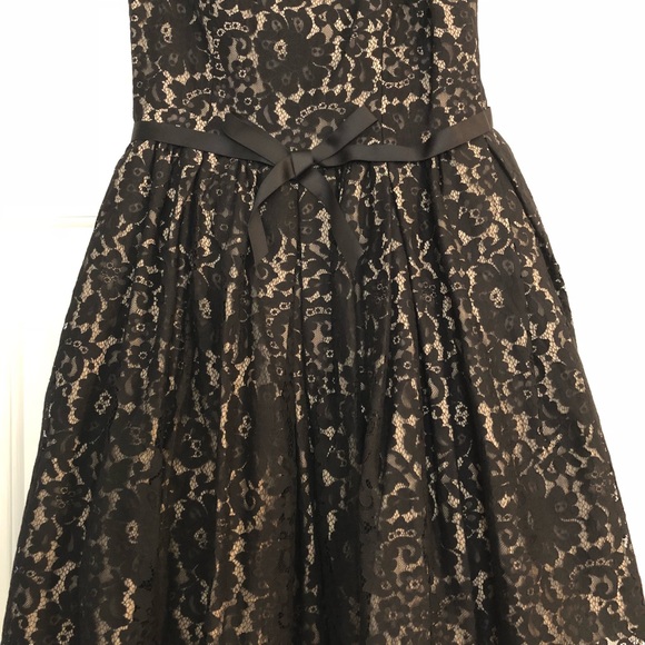 Black and Nude Party Dress - Picture 4 of 7